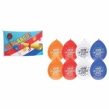 Vlag geslaagd afgestudeerd met diploma 8x geslaagd thema versiering ballonnen 27 cm