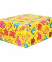 1x inpakpapier kinder verjaardag geel met gekleurde monsters 200 x 70 cm